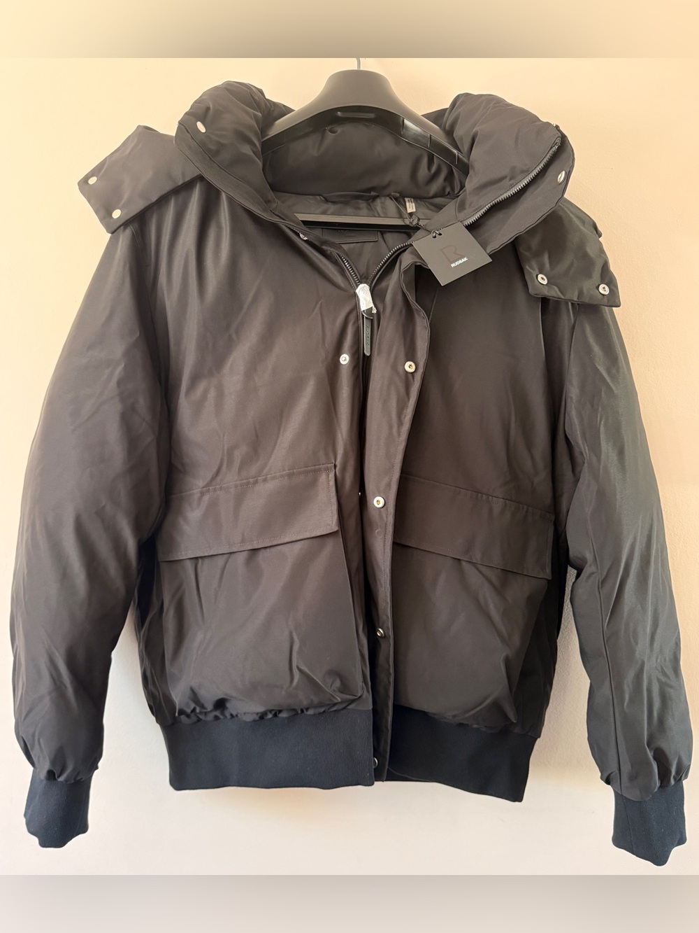 RUDSAK Men’s Black Hooded Puffer Jacket(brand new)